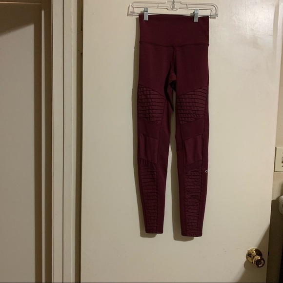 Alo Yoga Moto Cranberry High Waist Leggings. Athletic Sport Active Wear - Picture 11 of 11